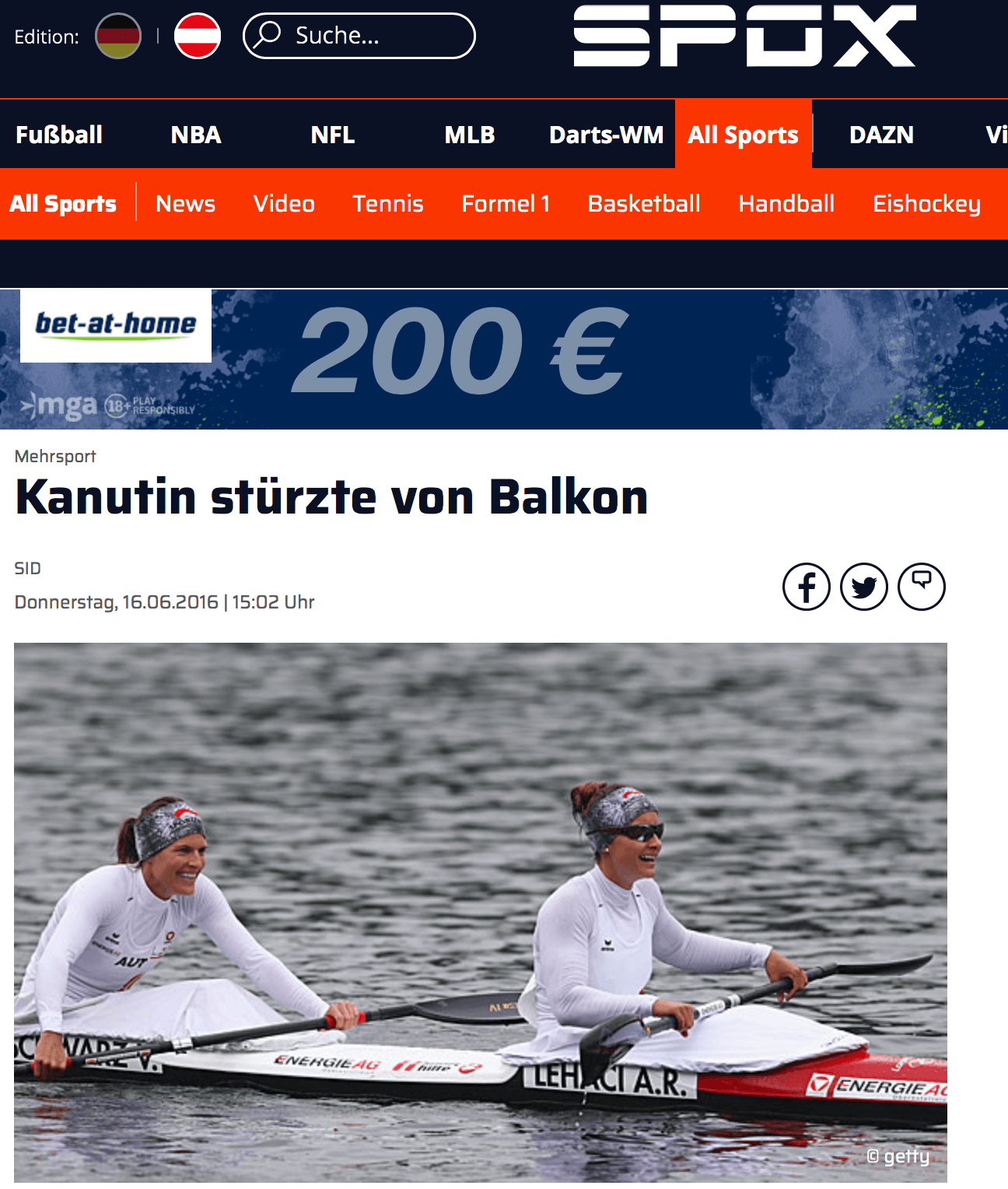 Kanutin stürzte von Balkon